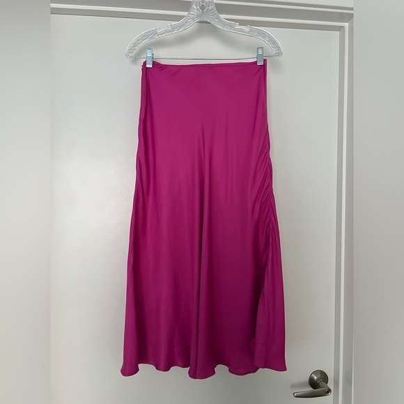 FARM RIO MIDI Skirt in Fuschia Beaded Tassels ECOVERO - Picture 6 of 9